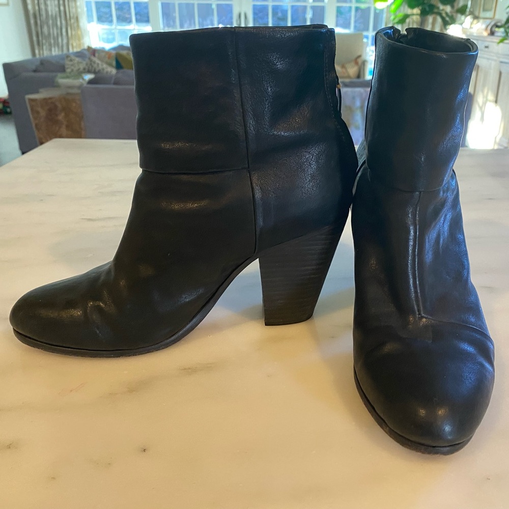 Rag & Bone black Newbury bootie size 9